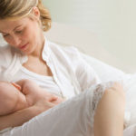 Bú sữa mẹ – cách tốt nhất giúp tăng cường hệ miễn dịch cho trẻ sơ sinh