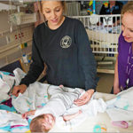 Thiết bị y tế tại nhà cho trẻ sinh non sau khi rời phòng chăm sóc đặc biệt