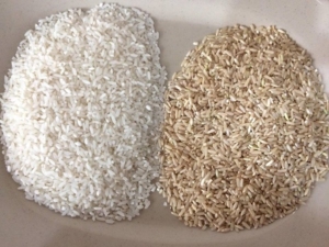Gạo trắng gạo lứt