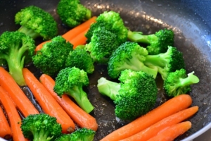 bông cải xanh (broccoli) giàu sắt